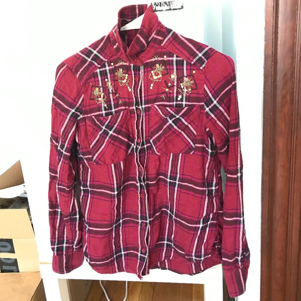 Express embrioded red plaid boyfriend shirt